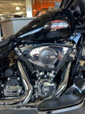 FLHX 2025 Street Glide™ thumb 2