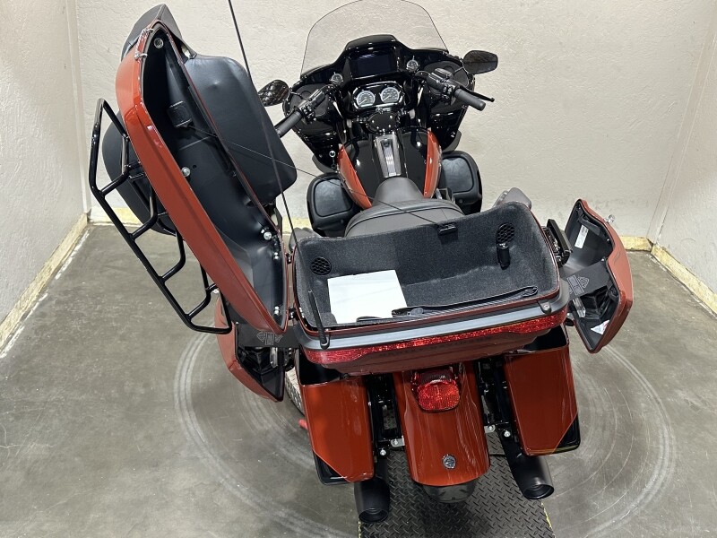 Harley-Davidson Road Glide Limited 2024 FLTRK 84385793DT RED ROCK/BLACK W/ P - Photo 9