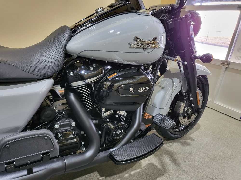 2024 Harley-Davidson Freewheeler Billiard Gray - Photo 5