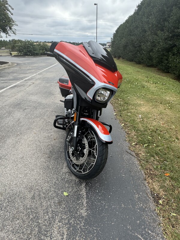 2024 Harley-Davidson CVO Street Glide - Photo 3