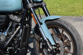 FXLRS 2024 Low Rider<sup>®</sup> S thumb 2