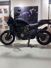 2023 Harley-Davidson<sup>®</sup> Pan America™ 1250 Vivid Black w/Laced Wheels thumb 1