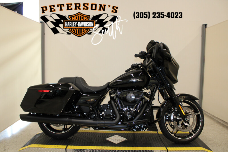2024 Harley-Davidson Street Glide Grand American Touring FLHX