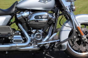 FLHR 2019 Road King<sup>®</sup> thumb 0