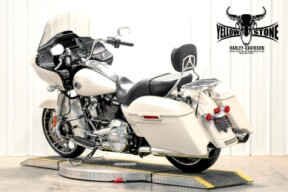 2022 Harley-Davidson® Road Glide® Special White Sand Pearl thumb 1