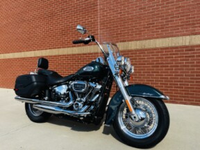 2024 Harley-Davidson® Heritage Classic Alpine Green thumb 3