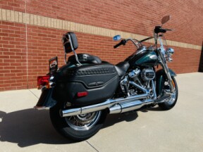 2024 Harley-Davidson® Heritage Classic Alpine Green thumb 2