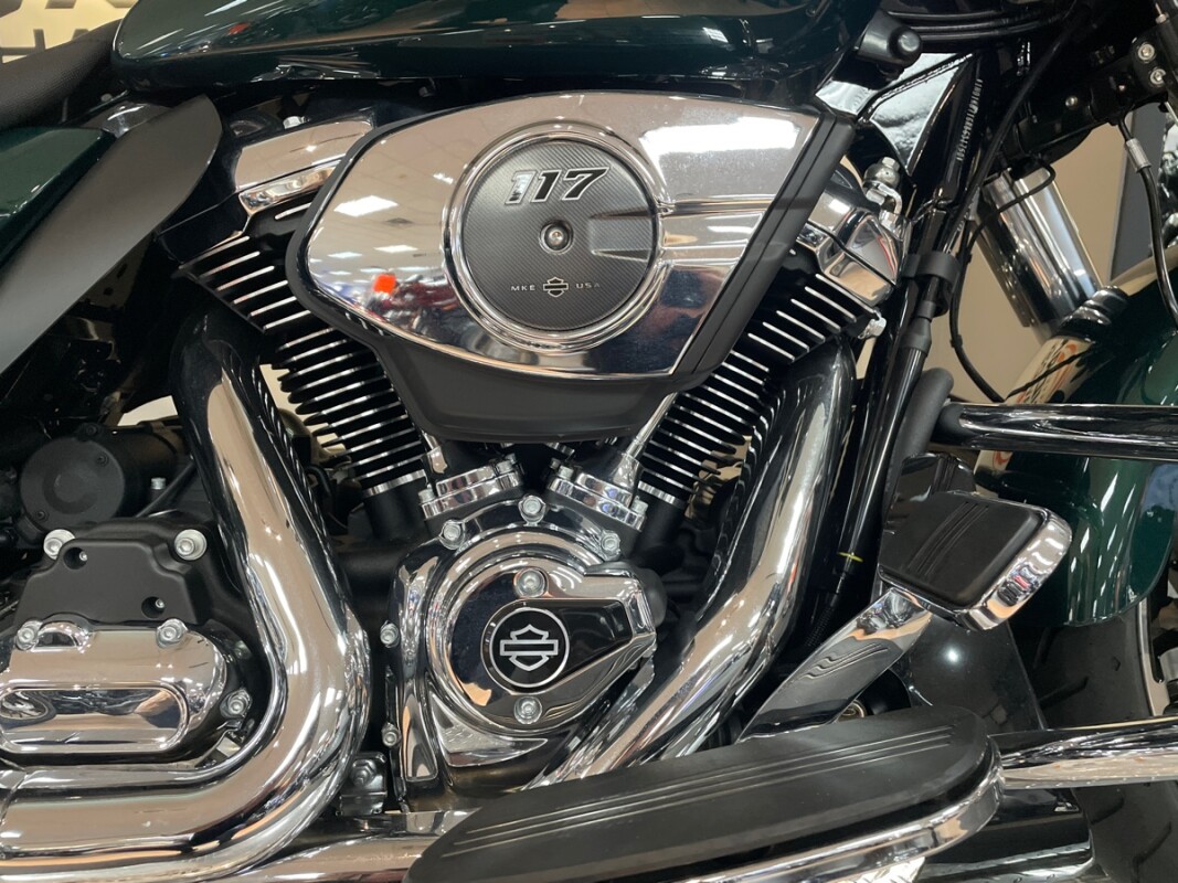 2024 Harley-Davidson Street Glide - Photo 10