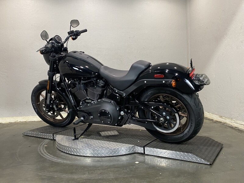 Harley-Davidson Low Rider S 2024 FXLRS 84409246DT VIVID BLACK - Photo 9