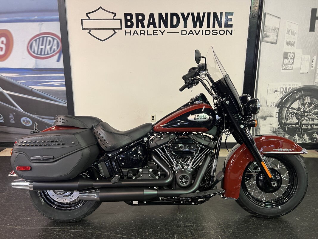 USA製ハーレー Harley-Davidson vintage HATecru 2010 Harley-Davidson® FLSTC - Heritage Softail® Classic