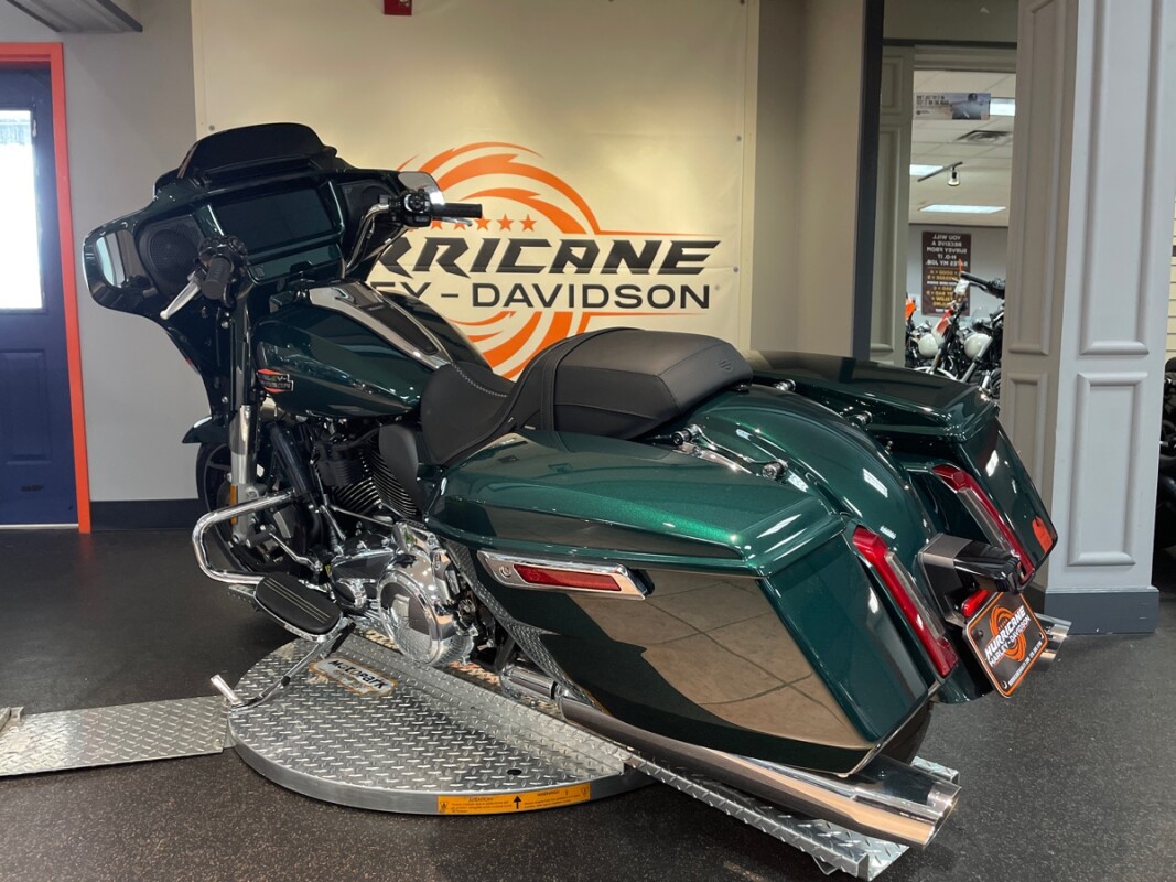 2024 Harley-Davidson Street Glide - Photo 6