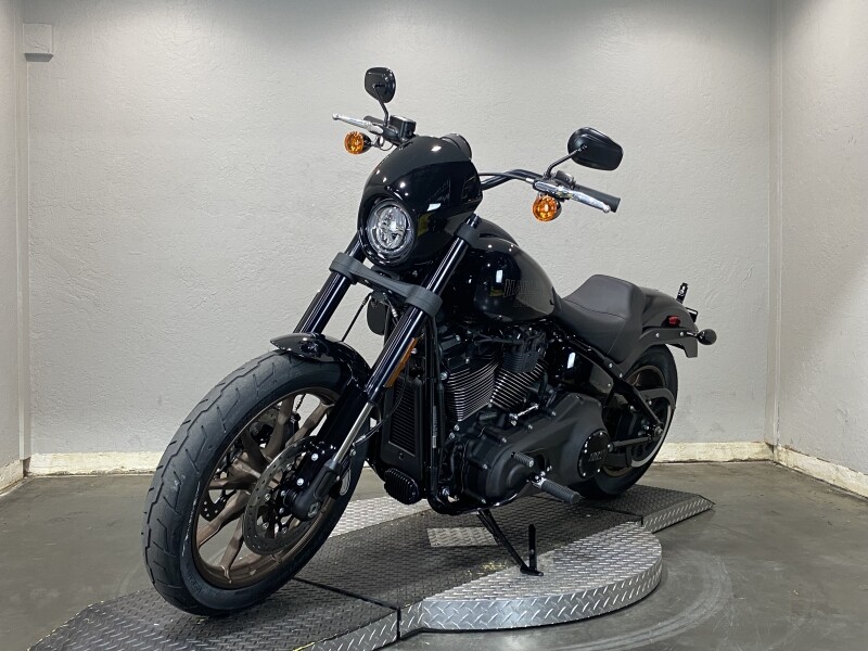 Harley-Davidson Low Rider S 2024 FXLRS 84409246DT VIVID BLACK - Photo 7