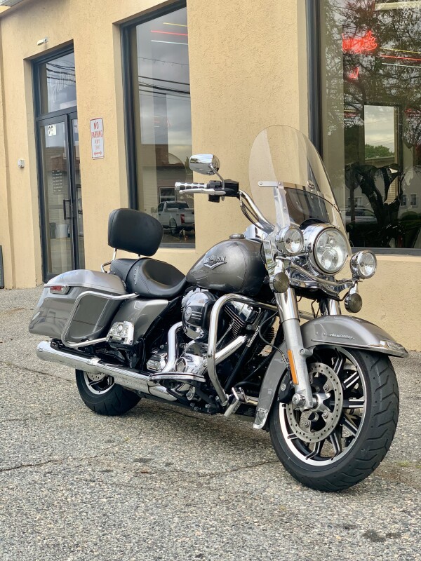 2016 Harley-Davidson Road King FLHR - Photo 3