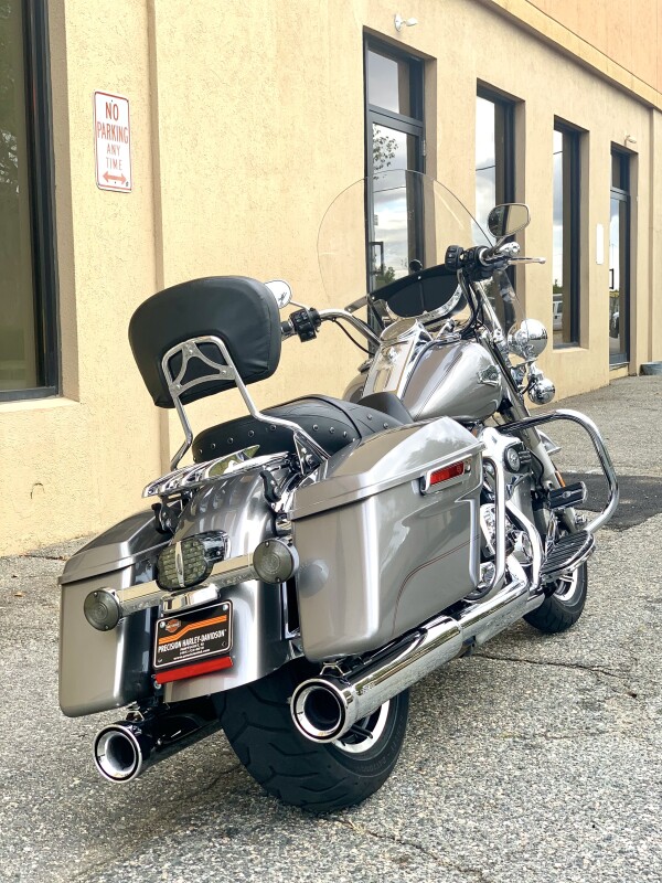 2016 Harley-Davidson Road King FLHR - Photo 4