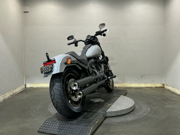 Harley-Davidson Low Rider S 2024 FXLRS 84518907 BILLIARD GRAY - Photo 4