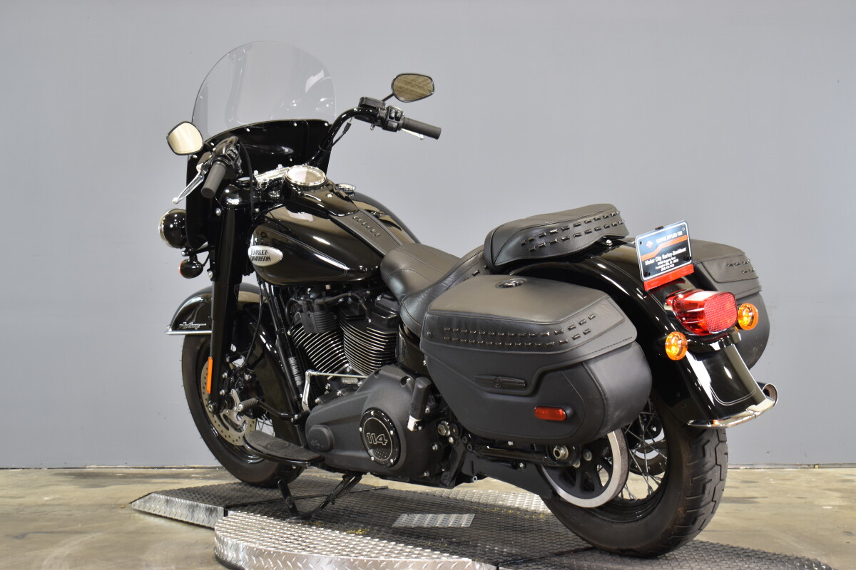 2024 Harley-Davidson Heritage Classic FLHCS - Photo 6