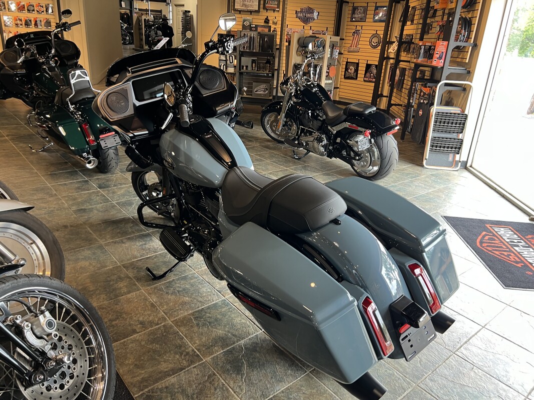 FLTRX 2024 Road Glide - Photo 5