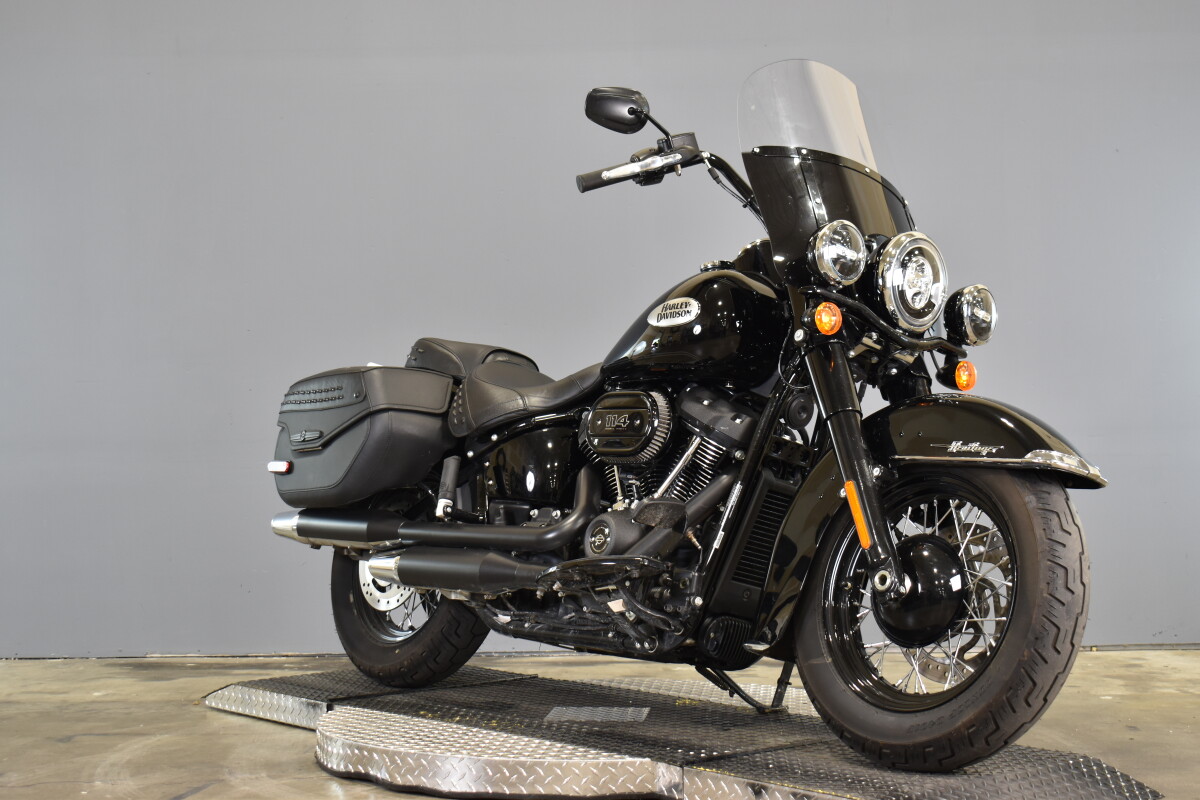 2024 Harley-Davidson Heritage Classic FLHCS - Photo 2