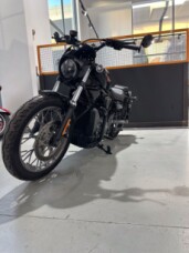 2023 Harley-Davidson<sup>®</sup> Nightster™ Vivid Black - Black Finish thumb 2
