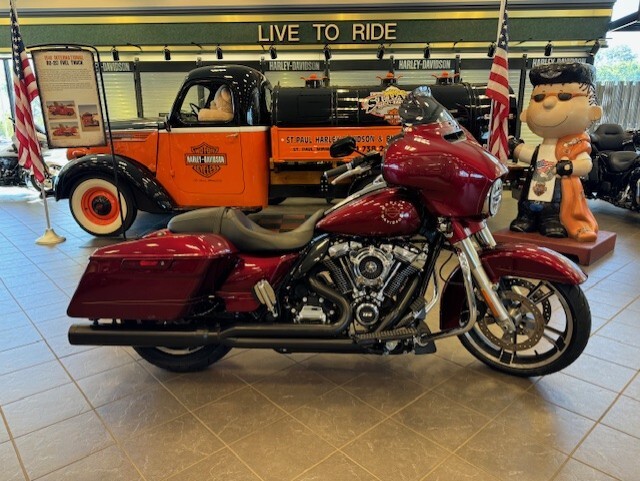 2017 Harley-Davidson Street Glide Special FLHXS