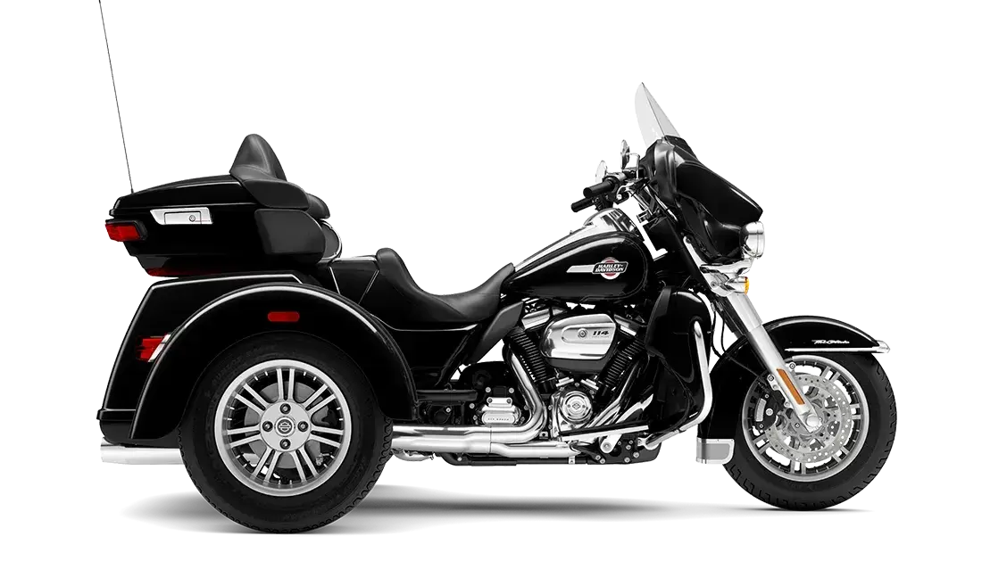 2024 HarleyDavidson® Tri Glide® Ultra Vivid Black Cape Cod Harley