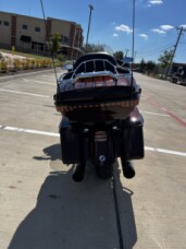 2019 Harley-Davidson<sup>®</sup> CVO<sup>™</sup> Limited Auburn Sunglo & Black Hole with Rich Bourbo thumb 0