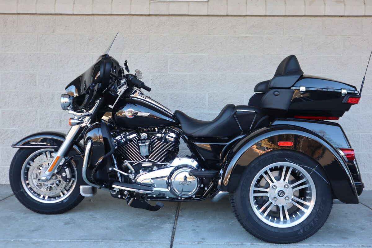 2024 Harley-Davidson Tri Glide Ultra FLHTCUTG - Photo 5