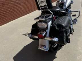 FLSTC 2003 Heritage Softail® Classic thumb 1