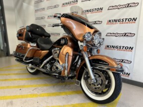 2008 Harley-Davidson<sup>®</sup> Electra Glide® Ultra Classic® 105th Anniversary Copper Pearl & Vivi thumb 3