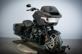 2024 Harley-Davidson® Road Glide™ FLTRX thumb 3