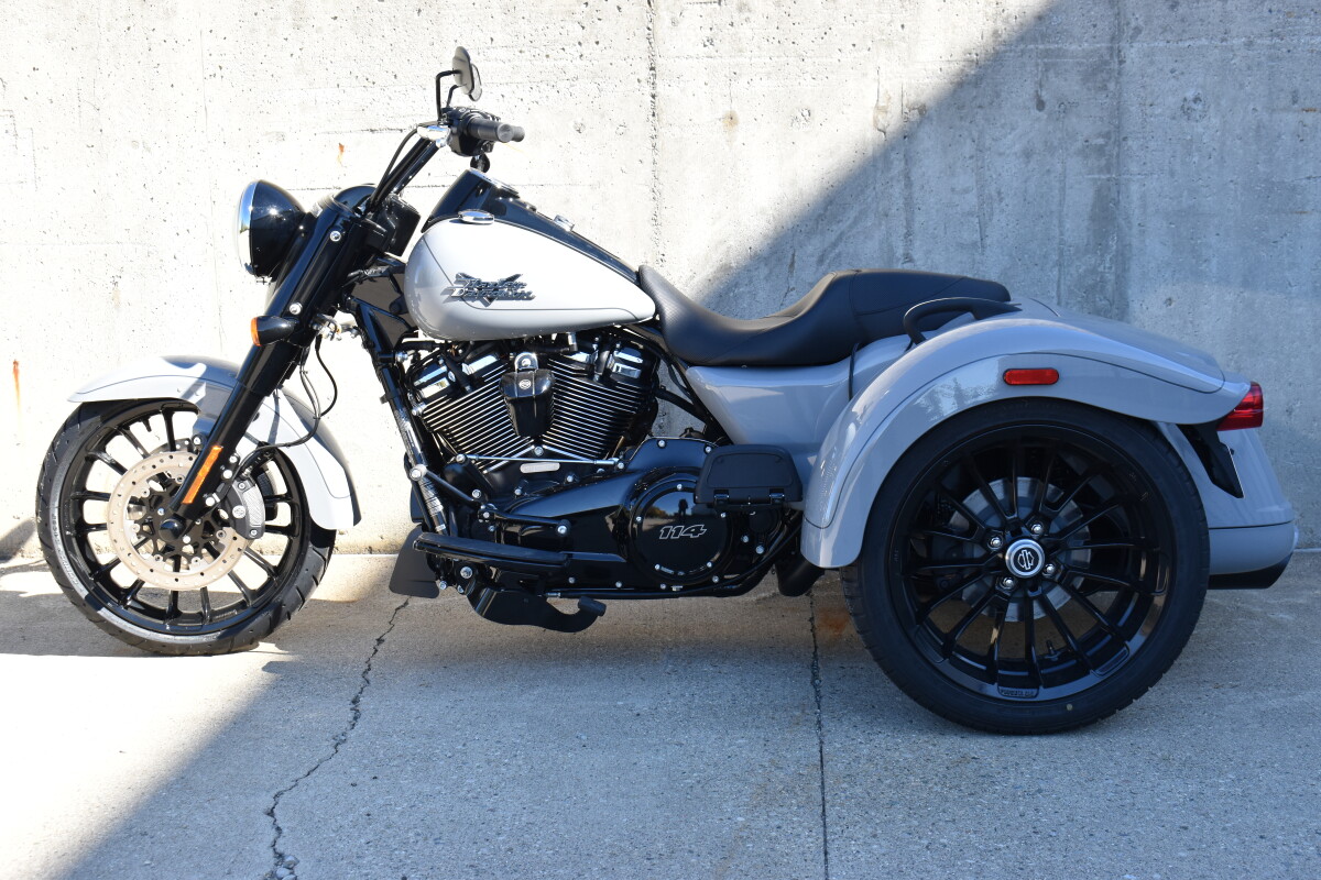 2024 Harley-Davidson Freewheeler FLRT - Photo 5