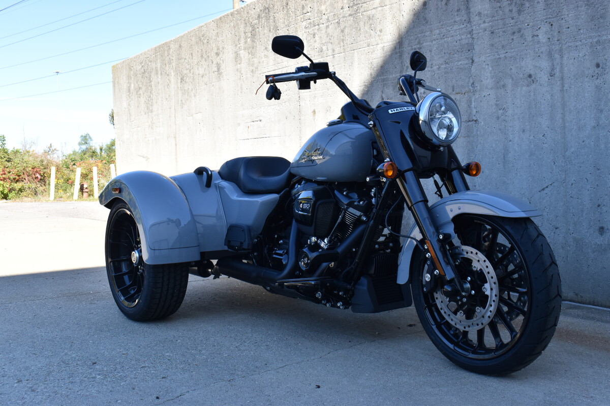 2024 Harley-Davidson Freewheeler FLRT - Photo 2