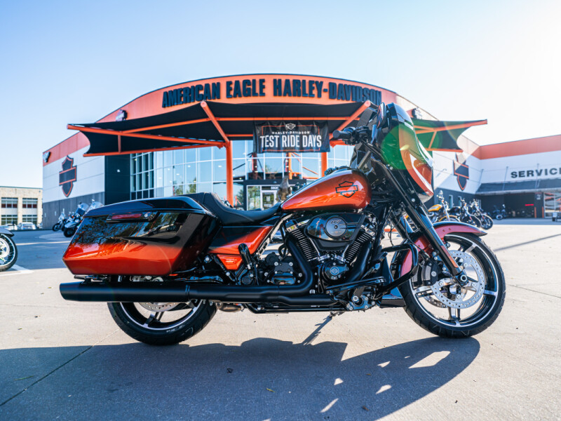 Custom Painted 2024 Street Glide FLHX