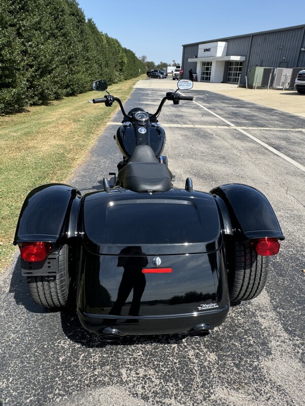 FLRT 2024 Freewheeler - Photo 7