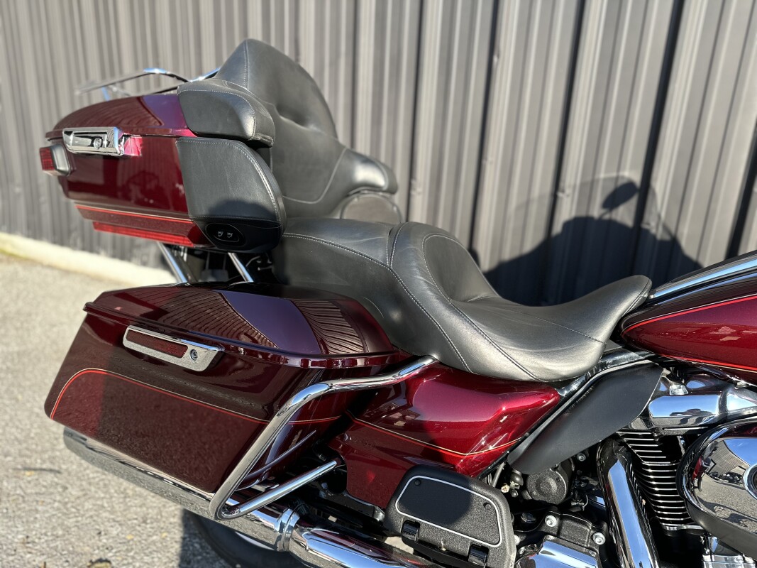 2017 Harley-Davidson Road Glide Ultra Two-Tone Mysterious Red Sunglo/Velocit - Photo 7