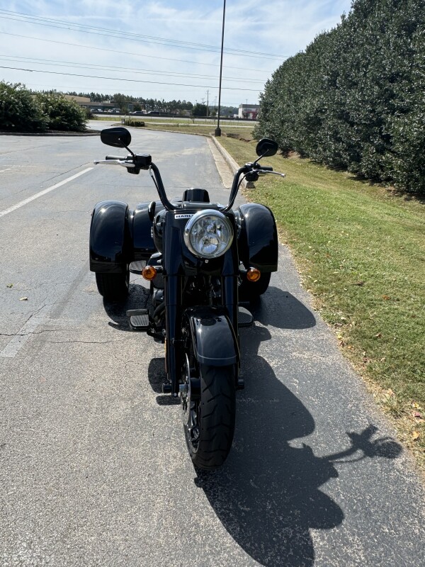 FLRT 2024 Freewheeler - Photo 3