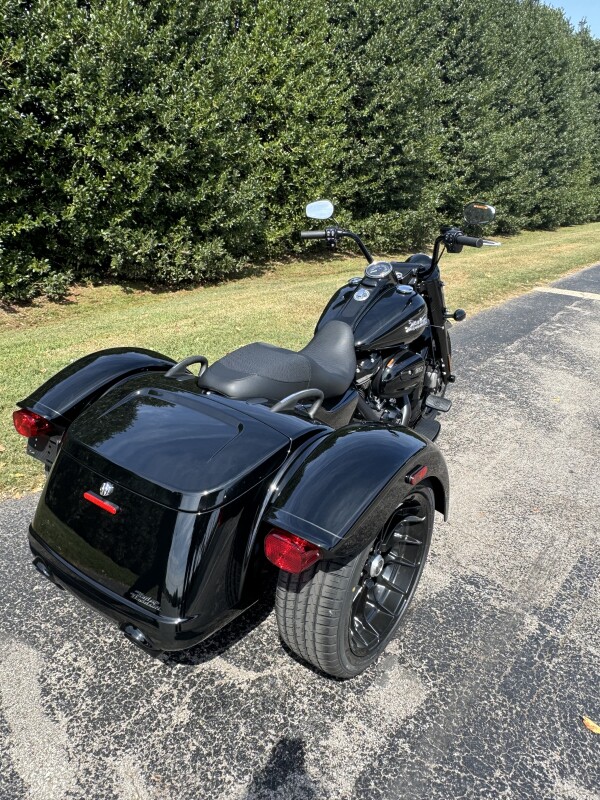 FLRT 2024 Freewheeler - Photo 8