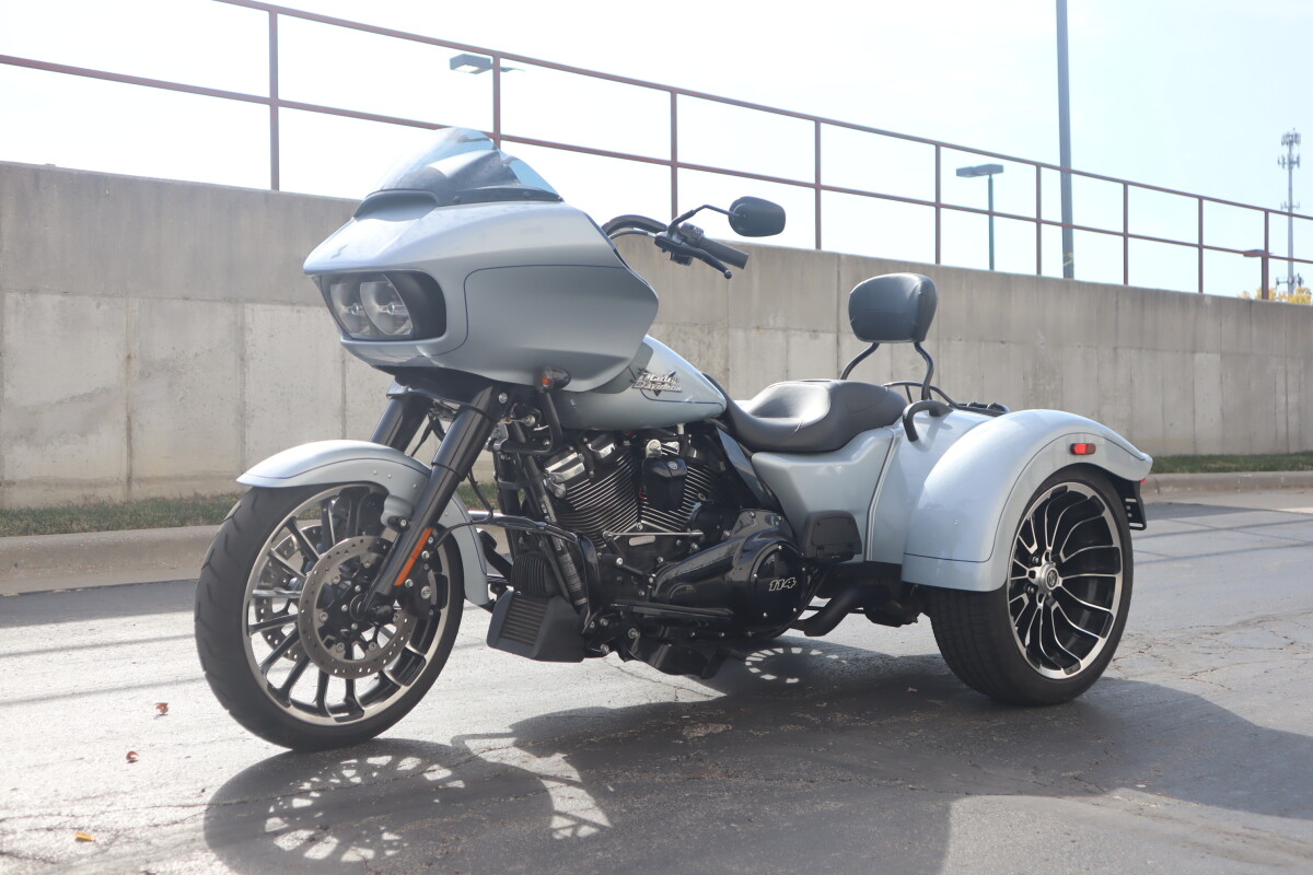 2024 Harley-Davidson Road Glide 3 FLTRT - Photo 3