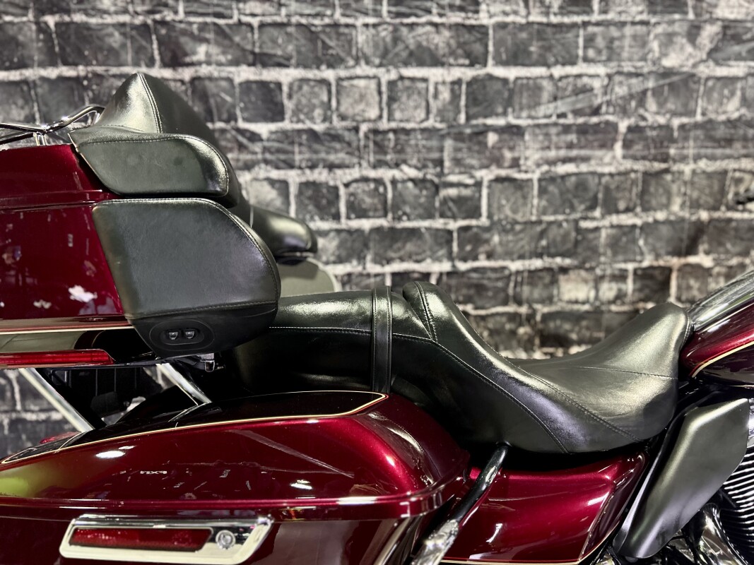 2014 Harley-Davidson Electra Glide Ultra Classic - Photo 5