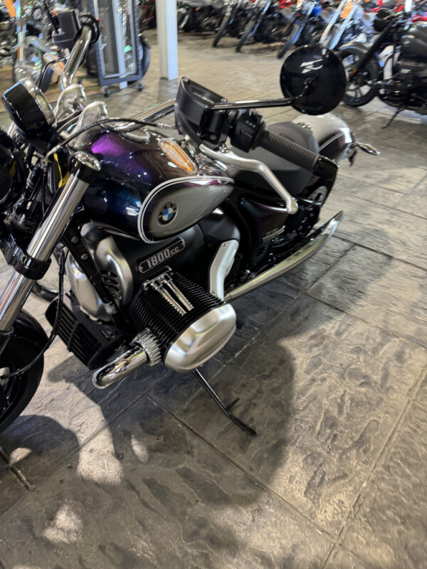 2022 BMW R1800 - Photo 9