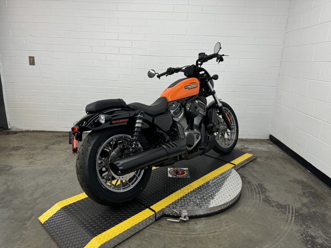 2024 Harley-Davidson Nightster Special BAJA ORANGE - Photo 2