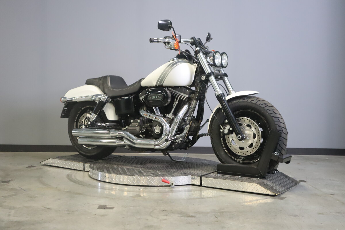 2017 Harley-Davidson Fat Bob FXDF - Photo 2