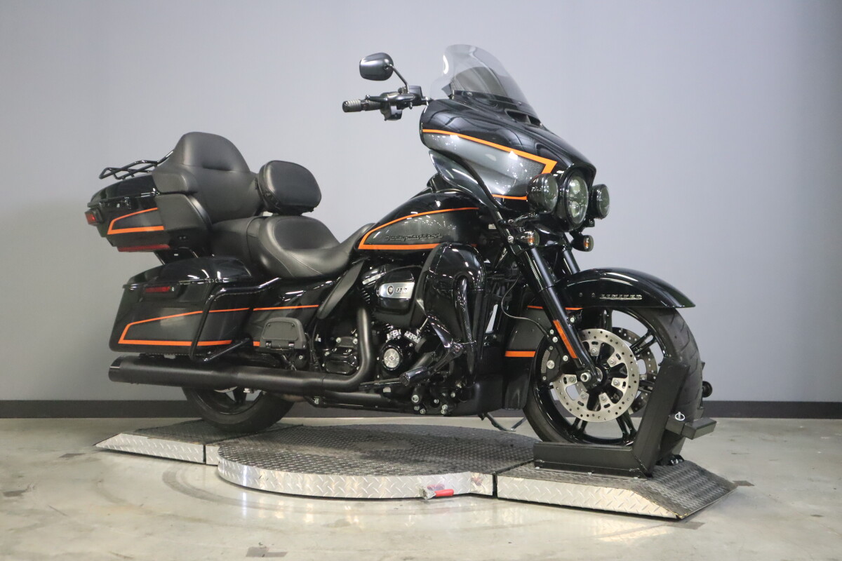 2022 Harley-Davidson Ultra Limited FLHTK - Photo 2