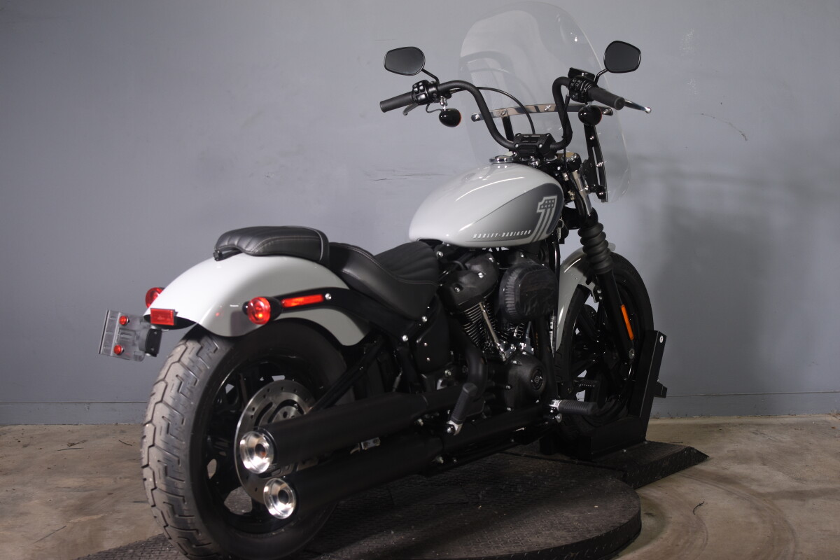 2024 Harley-Davidson Street Bob 114 FXBBS - Photo 10