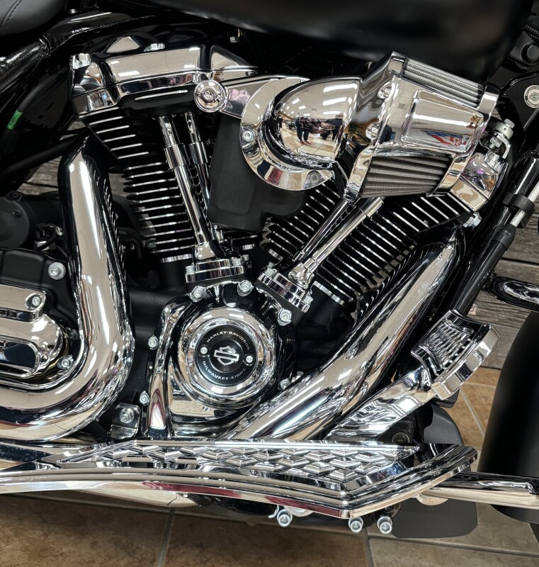 2022 Harley-Davidson Street Glide Special Black Denim - Photo 5