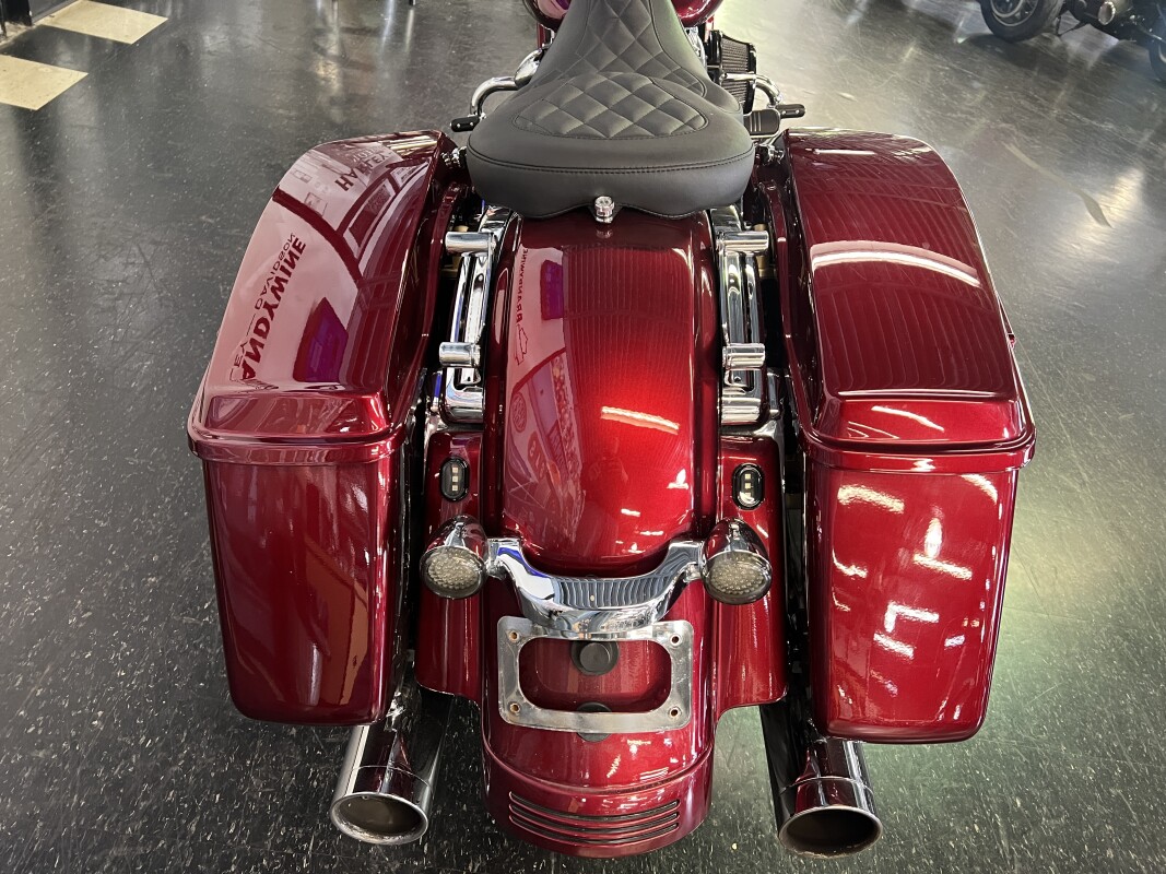 2017 Harley-Davidson Road Glide Special Velocity Red Sunglo FLTRXS - Photo 9