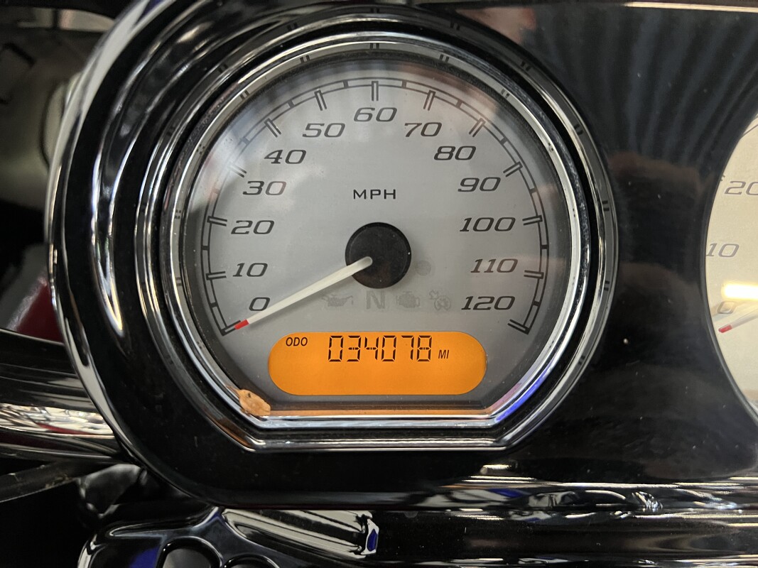 2017 Harley-Davidson Road Glide Special Velocity Red Sunglo FLTRXS - Photo 6