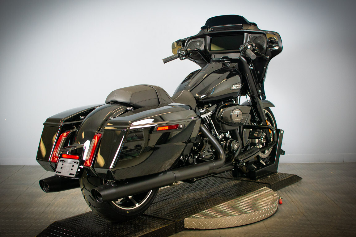 2024 Harley-Davidson Street Glide FLHX - Photo 8