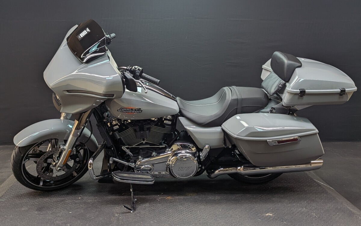 Harley-Davidson Street Glide 2024 FLHX BILLIARD GRAY - Photo 10