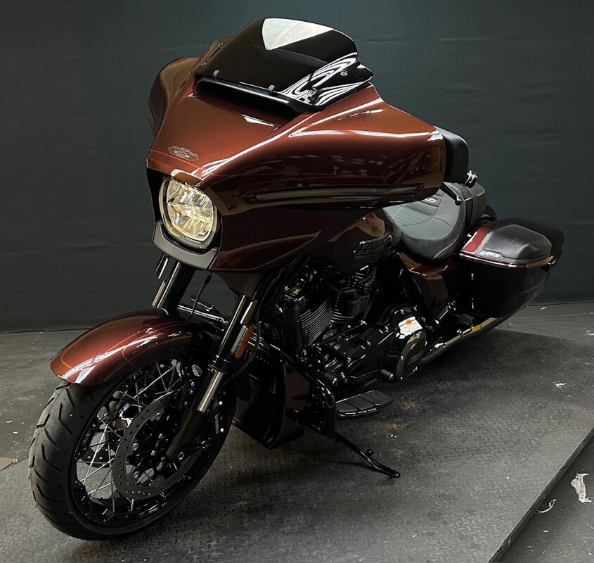 Harley-Davidson CVO Street Glide 2024 FLHXSE COPPERHEAD - Photo 8